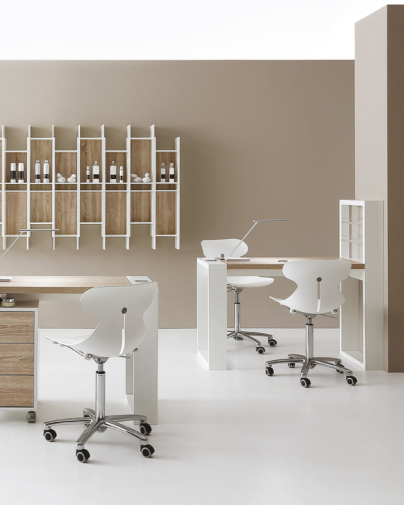 Brio - White treatment stool - chrome cross base